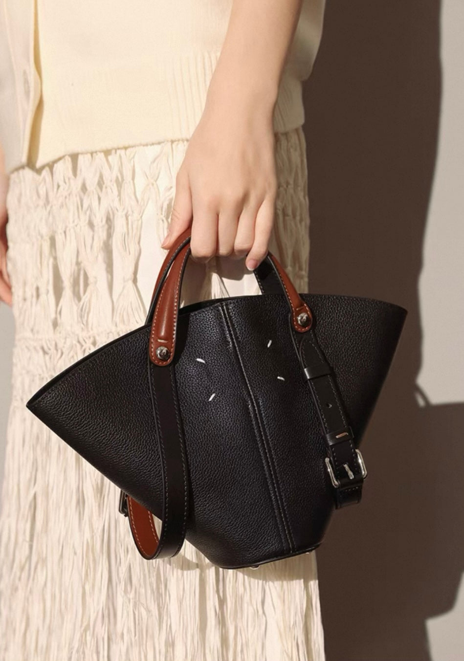 Mini Amara Black