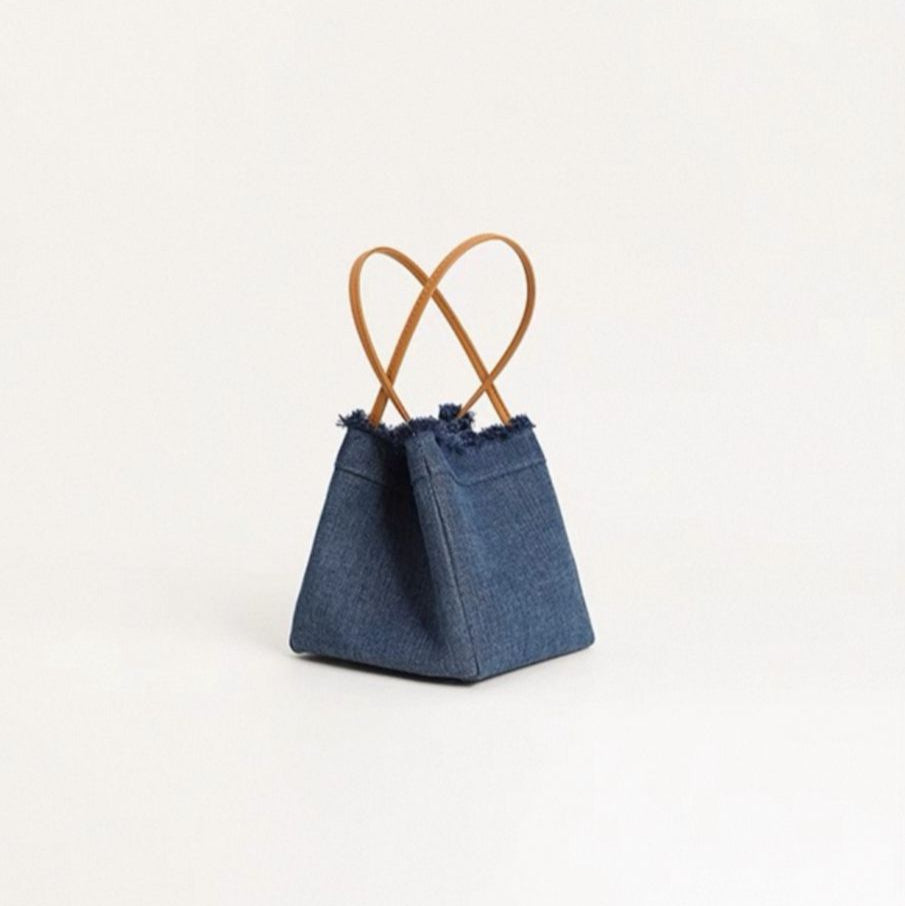 🎁 Denim Luxe (100% off)
